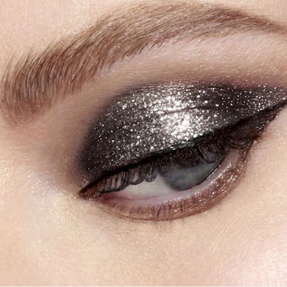 STILA - 🎉HP X 3🎉NWT - Glitter & Glow Liquid Eyeshadow “Molten Midnight”Sealed - Picture 8 of 12